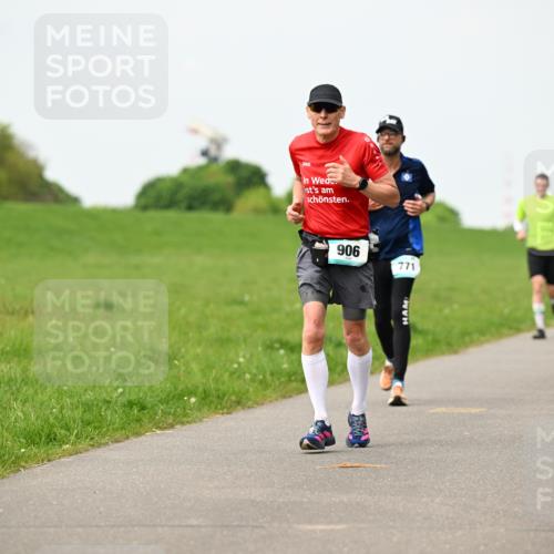 10.05.2026 - 8. Wedeler Halbmarathon Dr. Thomas Lammeyer http://msf.ph/oto/9698761 10.05.2026 11:34:22 Laufen 906, 771 meine-sportfotos.de