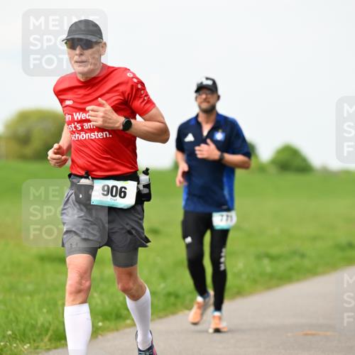 10.05.2026 - 8. Wedeler Halbmarathon Dr. Thomas Lammeyer http://msf.ph/oto/9698777 10.05.2026 11:34:24 Laufen 906 meine-sportfotos.de