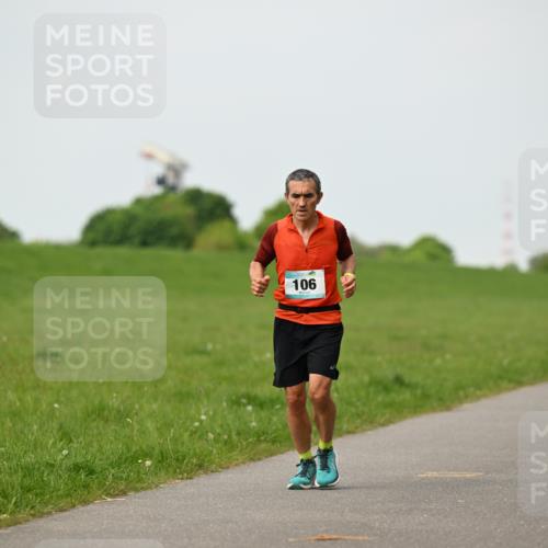 10.05.2026 - 8. Wedeler Halbmarathon Dr. Thomas Lammeyer http://msf.ph/oto/9698822 10.05.2026 11:34:38 Laufen 106 meine-sportfotos.de