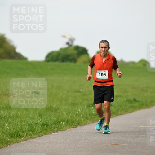 10.05.2026 - 8. Wedeler Halbmarathon Dr. Thomas Lammeyer http://msf.ph/oto/9698825 10.05.2026 11:34:39 Laufen 106 meine-sportfotos.de
