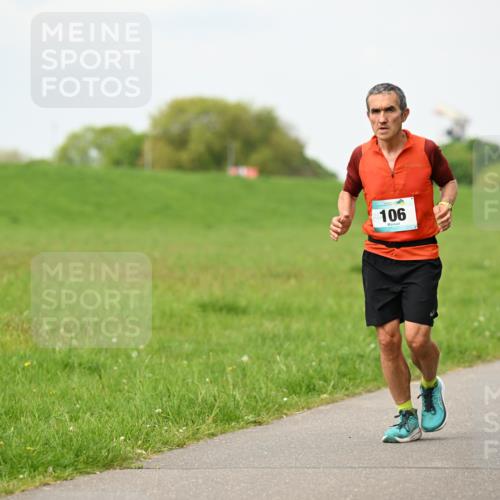10.05.2026 - 8. Wedeler Halbmarathon Dr. Thomas Lammeyer http://msf.ph/oto/9698836 10.05.2026 11:34:40 Laufen 106 meine-sportfotos.de