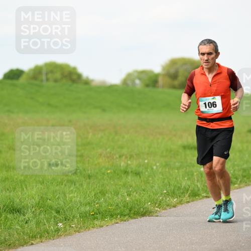 10.05.2026 - 8. Wedeler Halbmarathon Dr. Thomas Lammeyer http://msf.ph/oto/9698841 10.05.2026 11:34:41 Laufen 106 meine-sportfotos.de