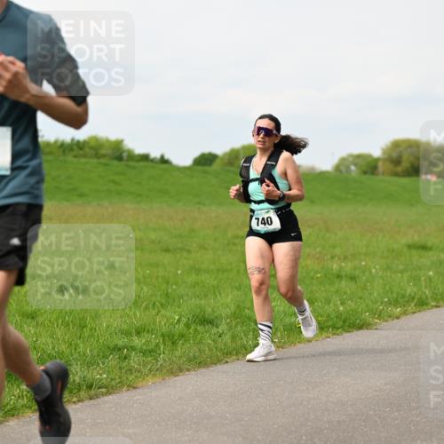 10.05.2026 - 8. Wedeler Halbmarathon Dr. Thomas Lammeyer http://msf.ph/oto/9698909 10.05.2026 11:35:10 Laufen 888, 740 meine-sportfotos.de