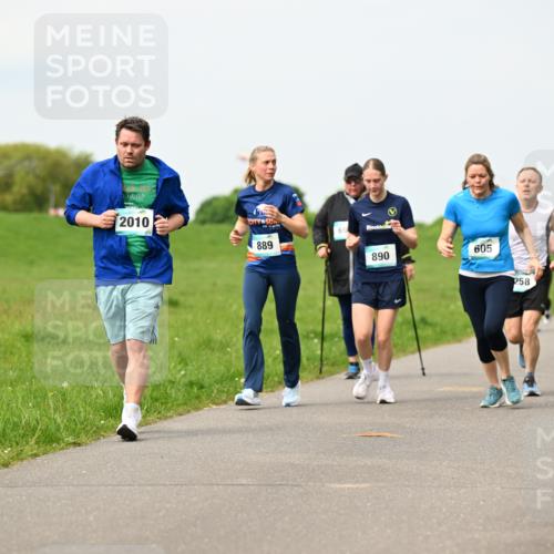10.05.2026 - 8. Wedeler Halbmarathon Dr. Thomas Lammeyer http://msf.ph/oto/9698973 10.05.2026 11:35:35 Laufen 2010, 889, 890, 605, 258 meine-sportfotos.de