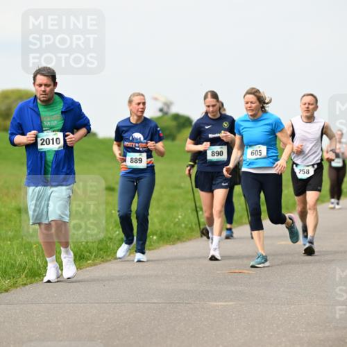 10.05.2026 - 8. Wedeler Halbmarathon Dr. Thomas Lammeyer http://msf.ph/oto/9698974 10.05.2026 11:35:35 Laufen 2025, 2010, 890, 605, 889, 258 meine-sportfotos.de