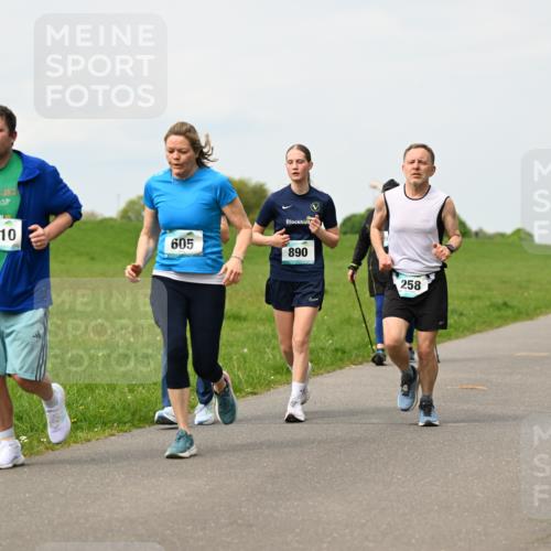 10.05.2026 - 8. Wedeler Halbmarathon Dr. Thomas Lammeyer http://msf.ph/oto/9698985 10.05.2026 11:35:37 Laufen 2010, 605, 890, 258 meine-sportfotos.de
