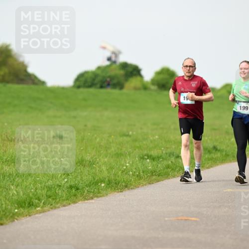 10.05.2026 - 8. Wedeler Halbmarathon Dr. Thomas Lammeyer http://msf.ph/oto/9699076 10.05.2026 11:35:56 Laufen 199 meine-sportfotos.de