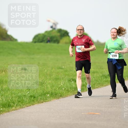 10.05.2026 - 8. Wedeler Halbmarathon Dr. Thomas Lammeyer http://msf.ph/oto/9699083 10.05.2026 11:35:57 Laufen 199 meine-sportfotos.de