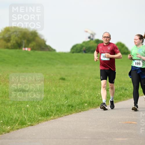 10.05.2026 - 8. Wedeler Halbmarathon Dr. Thomas Lammeyer http://msf.ph/oto/9699088 10.05.2026 11:35:57 Laufen 199 meine-sportfotos.de