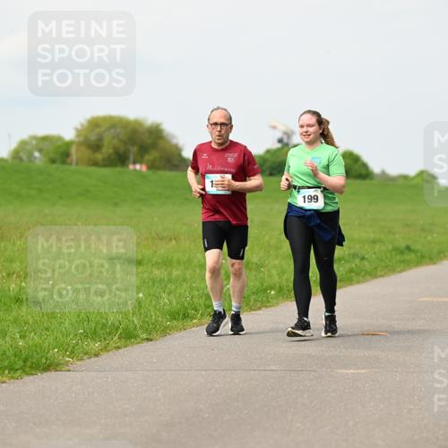10.05.2026 - 8. Wedeler Halbmarathon Dr. Thomas Lammeyer http://msf.ph/oto/9699097 10.05.2026 11:36:00 Laufen 199 meine-sportfotos.de