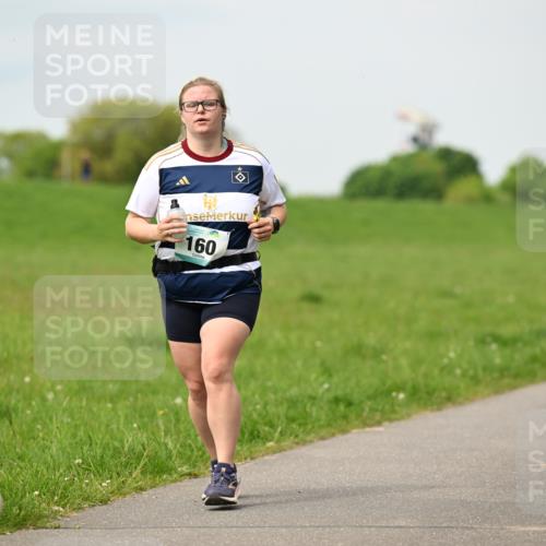 10.05.2026 - 8. Wedeler Halbmarathon Dr. Thomas Lammeyer http://msf.ph/oto/9699174 10.05.2026 11:36:17 Laufen 160, 823 meine-sportfotos.de