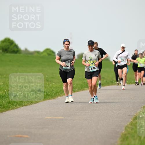 10.05.2026 - 8. Wedeler Halbmarathon Dr. Thomas Lammeyer http://msf.ph/oto/9699220 10.05.2026 11:36:26 Laufen 564, 826 meine-sportfotos.de