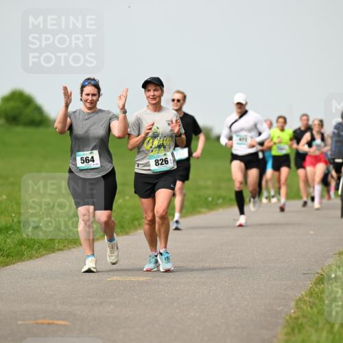 10.05.2026 - 8. Wedeler Halbmarathon Dr. Thomas Lammeyer http://msf.ph/oto/9699237 10.05.2026 11:36:29 Laufen 564, 826 meine-sportfotos.de