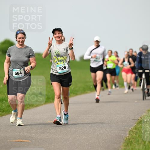 10.05.2026 - 8. Wedeler Halbmarathon Dr. Thomas Lammeyer http://msf.ph/oto/9699245 10.05.2026 11:36:30 Laufen 564, 826 meine-sportfotos.de