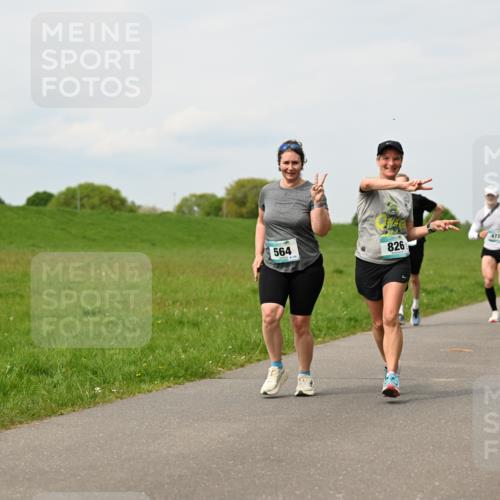 10.05.2026 - 8. Wedeler Halbmarathon Dr. Thomas Lammeyer http://msf.ph/oto/9699262 10.05.2026 11:36:34 Laufen 564, 826 meine-sportfotos.de