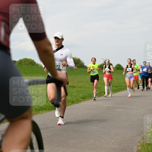 10.05.2026 - 8. Wedeler Halbmarathon Dr. Thomas Lammeyer http://msf.ph/oto/9699281 10.05.2026 11:36:38 Laufen 1047 meine-sportfotos.de