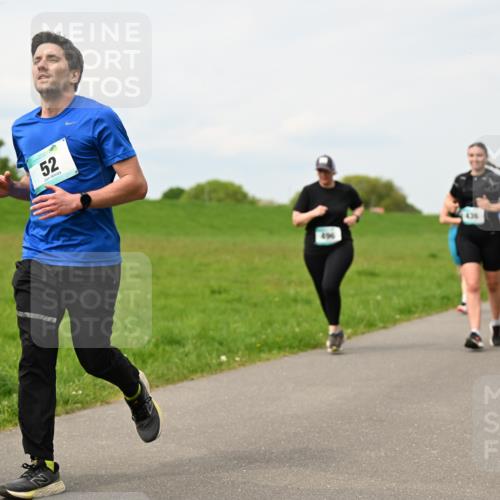 10.05.2026 - 8. Wedeler Halbmarathon Dr. Thomas Lammeyer http://msf.ph/oto/9699311 10.05.2026 11:36:45 Laufen 496, 436 meine-sportfotos.de