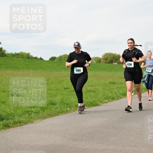 10.05.2026 - 8. Wedeler Halbmarathon Dr. Thomas Lammeyer http://msf.ph/oto/9699316 10.05.2026 11:36:46 Laufen 496, 436, 916 meine-sportfotos.de