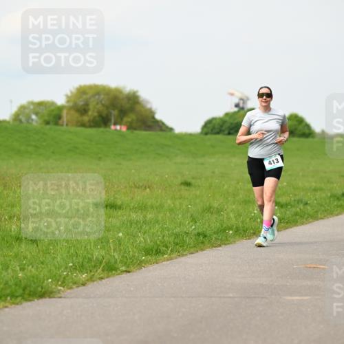 10.05.2026 - 8. Wedeler Halbmarathon Dr. Thomas Lammeyer http://msf.ph/oto/9699348 10.05.2026 11:36:52 Laufen 413 meine-sportfotos.de