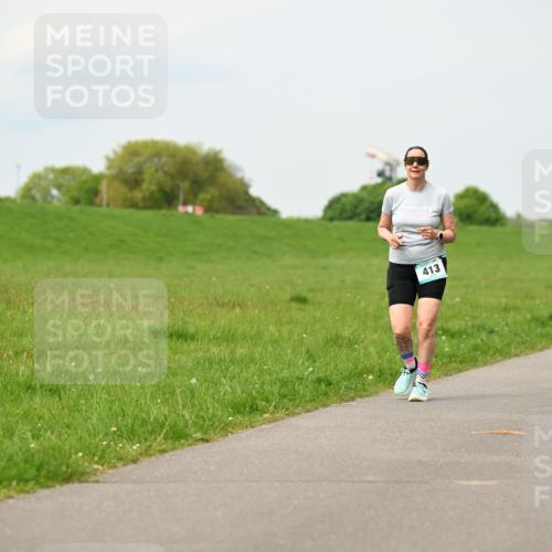 10.05.2026 - 8. Wedeler Halbmarathon Dr. Thomas Lammeyer http://msf.ph/oto/9699350 10.05.2026 11:36:52 Laufen 413 meine-sportfotos.de