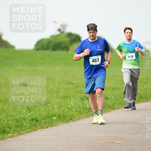 10.05.2026 - 8. Wedeler Halbmarathon Dr. Thomas Lammeyer http://msf.ph/oto/9699389 10.05.2026 11:37:02 Laufen 457, 918, 2069 meine-sportfotos.de