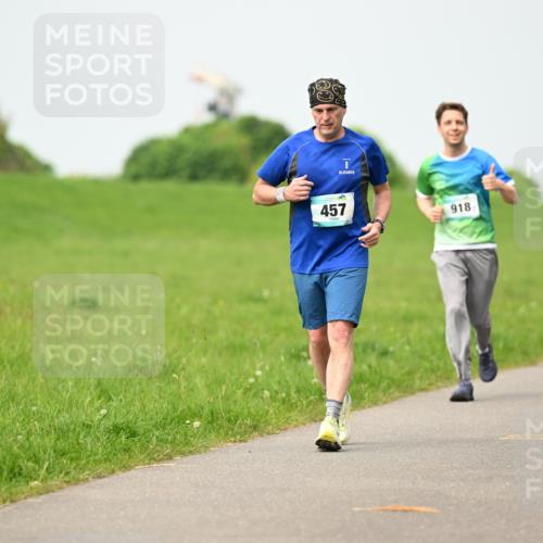 10.05.2026 - 8. Wedeler Halbmarathon Dr. Thomas Lammeyer http://msf.ph/oto/9699390 10.05.2026 11:37:02 Laufen 457, 918, 2069, 074 meine-sportfotos.de