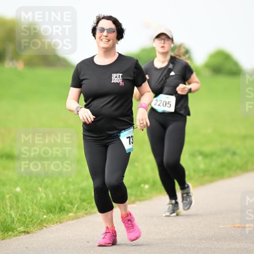 10.05.2026 - 8. Wedeler Halbmarathon Dr. Thomas Lammeyer http://msf.ph/oto/9699465 10.05.2026 11:37:20 Laufen 2205 meine-sportfotos.de