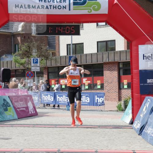 10.05.2026 - 8. Wedeler Halbmarathon Yannick Fuchs http://msf.ph/oto/9699526 10.05.2026 11:14:04 Ziel 887 meine-sportfotos.de