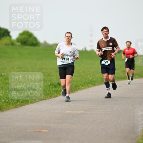 10.05.2026 - 8. Wedeler Halbmarathon Dr. Thomas Lammeyer http://msf.ph/oto/9699589 10.05.2026 11:37:37 Laufen 2120, 725 meine-sportfotos.de
