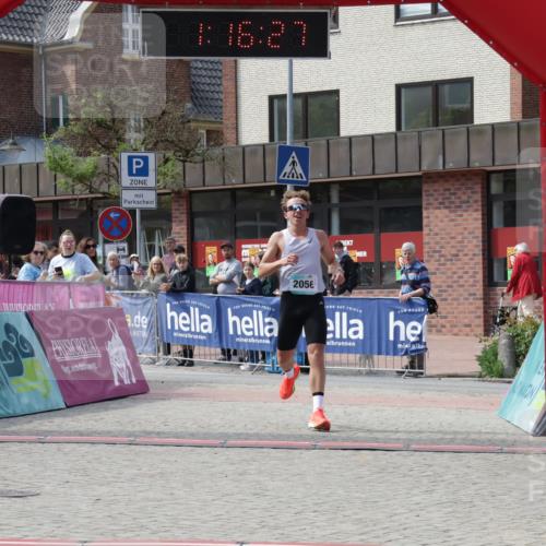 10.05.2026 - 8. Wedeler Halbmarathon Yannick Fuchs http://msf.ph/oto/9699615 10.05.2026 11:16:27 Ziel 2056 meine-sportfotos.de