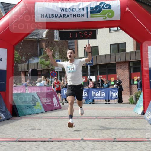10.05.2026 - 8. Wedeler Halbmarathon Yannick Fuchs http://msf.ph/oto/9699691 10.05.2026 11:17:51 Ziel 774, 2246 meine-sportfotos.de