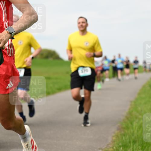 10.05.2026 - 8. Wedeler Halbmarathon Dr. Thomas Lammeyer http://msf.ph/oto/9699695 10.05.2026 11:37:54 Laufen 2237, 570 meine-sportfotos.de
