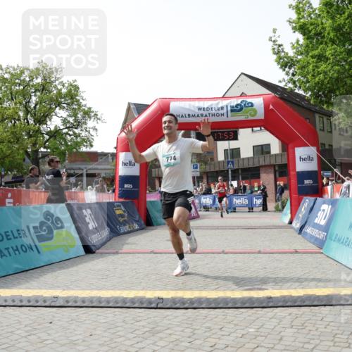10.05.2026 - 8. Wedeler Halbmarathon Yannick Fuchs http://msf.ph/oto/9699707 10.05.2026 11:17:52 Ziel 774, 2246 meine-sportfotos.de