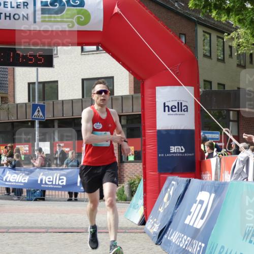10.05.2026 - 8. Wedeler Halbmarathon Yannick Fuchs http://msf.ph/oto/9699727 10.05.2026 11:17:55 Ziel 774, 2246 meine-sportfotos.de