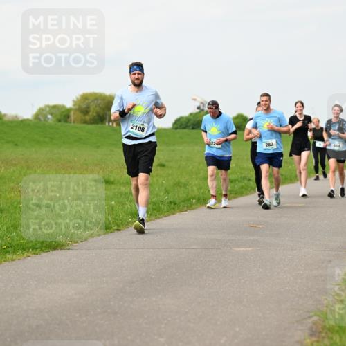 10.05.2026 - 8. Wedeler Halbmarathon Dr. Thomas Lammeyer http://msf.ph/oto/9699730 10.05.2026 11:37:58 Laufen 664, 2108, 282 meine-sportfotos.de