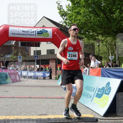10.05.2026 - 8. Wedeler Halbmarathon Yannick Fuchs http://msf.ph/oto/9699746 10.05.2026 11:17:56 Ziel 774, 2246 meine-sportfotos.de