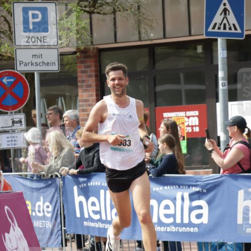 10.05.2026 - 8. Wedeler Halbmarathon Yannick Fuchs http://msf.ph/oto/9699763 10.05.2026 11:18:12 Ziel 802, 2083 meine-sportfotos.de