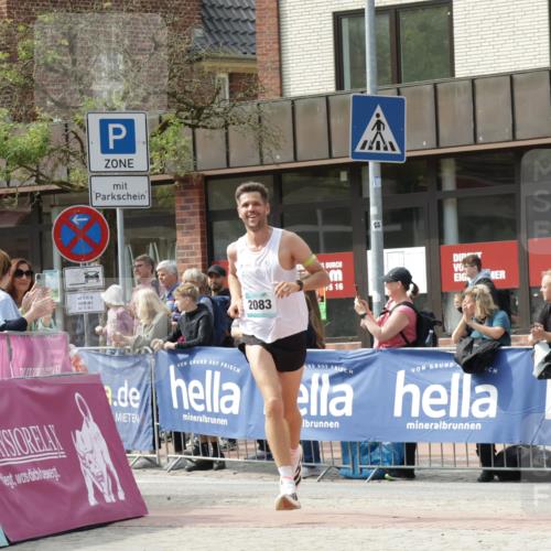 10.05.2026 - 8. Wedeler Halbmarathon Yannick Fuchs http://msf.ph/oto/9699768 10.05.2026 11:18:12 Ziel 802, 2083 meine-sportfotos.de