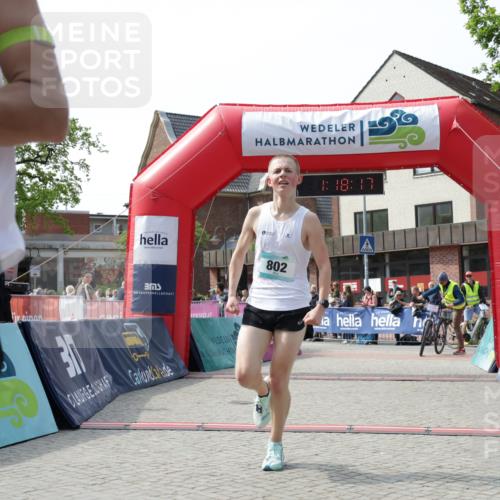 10.05.2026 - 8. Wedeler Halbmarathon Yannick Fuchs http://msf.ph/oto/9699824 10.05.2026 11:18:17 Ziel 802, 2083 meine-sportfotos.de