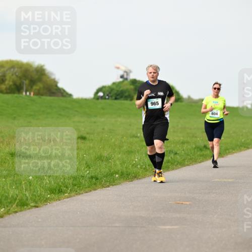 10.05.2026 - 8. Wedeler Halbmarathon Dr. Thomas Lammeyer http://msf.ph/oto/9699872 10.05.2026 11:38:19 Laufen 965, 604 meine-sportfotos.de