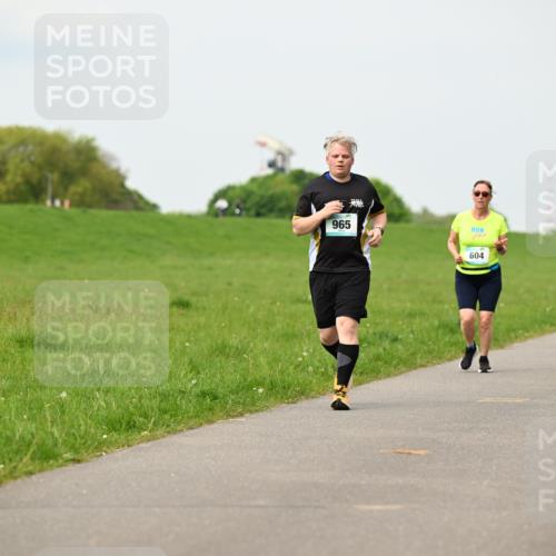 10.05.2026 - 8. Wedeler Halbmarathon Dr. Thomas Lammeyer http://msf.ph/oto/9699874 10.05.2026 11:38:19 Laufen 965, 604 meine-sportfotos.de