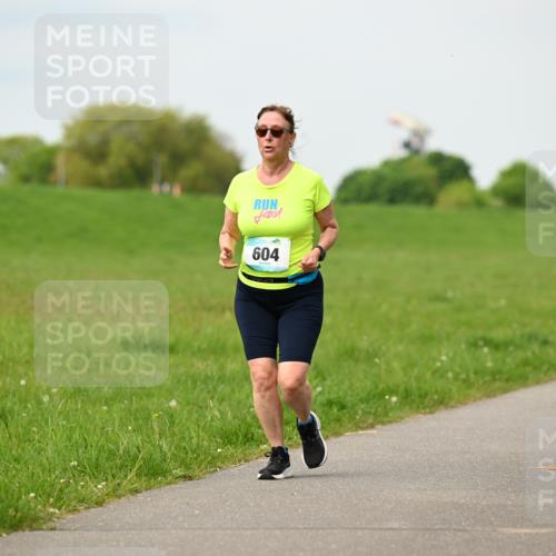 10.05.2026 - 8. Wedeler Halbmarathon Dr. Thomas Lammeyer http://msf.ph/oto/9699917 10.05.2026 11:38:24 Laufen 604 meine-sportfotos.de