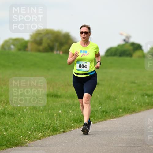 10.05.2026 - 8. Wedeler Halbmarathon Dr. Thomas Lammeyer http://msf.ph/oto/9699919 10.05.2026 11:38:24 Laufen 604 meine-sportfotos.de