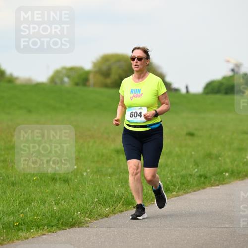 10.05.2026 - 8. Wedeler Halbmarathon Dr. Thomas Lammeyer http://msf.ph/oto/9699925 10.05.2026 11:38:24 Laufen 604 meine-sportfotos.de