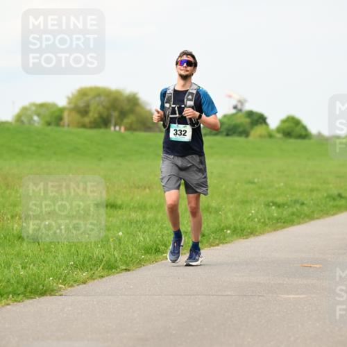 10.05.2026 - 8. Wedeler Halbmarathon Dr. Thomas Lammeyer http://msf.ph/oto/9699977 10.05.2026 11:38:45 Laufen 332 meine-sportfotos.de
