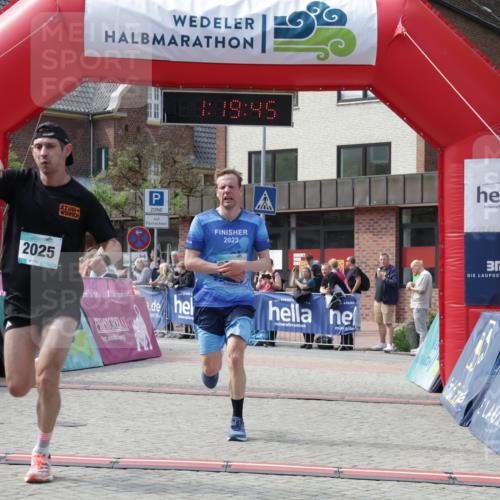 10.05.2026 - 8. Wedeler Halbmarathon Yannick Fuchs http://msf.ph/oto/9700020 10.05.2026 11:19:45 Ziel 279, 442, 2025 meine-sportfotos.de