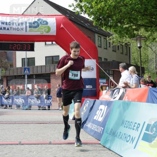 10.05.2026 - 8. Wedeler Halbmarathon Yannick Fuchs http://msf.ph/oto/9700138 10.05.2026 11:20:32 Ziel 788 meine-sportfotos.de