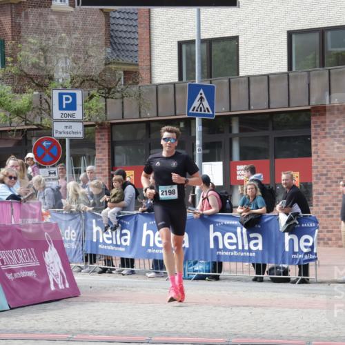 10.05.2026 - 8. Wedeler Halbmarathon Yannick Fuchs http://msf.ph/oto/9700188 10.05.2026 11:20:40 Ziel 791, 2198 meine-sportfotos.de