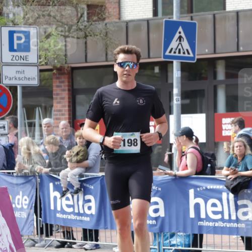10.05.2026 - 8. Wedeler Halbmarathon Yannick Fuchs http://msf.ph/oto/9700201 10.05.2026 11:20:41 Ziel 791, 2198 meine-sportfotos.de