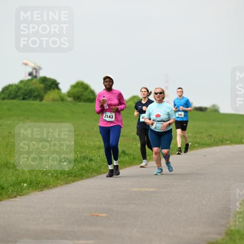 10.05.2026 - 8. Wedeler Halbmarathon Dr. Thomas Lammeyer http://msf.ph/oto/9700221 10.05.2026 11:39:15 Laufen 2143, 606 meine-sportfotos.de